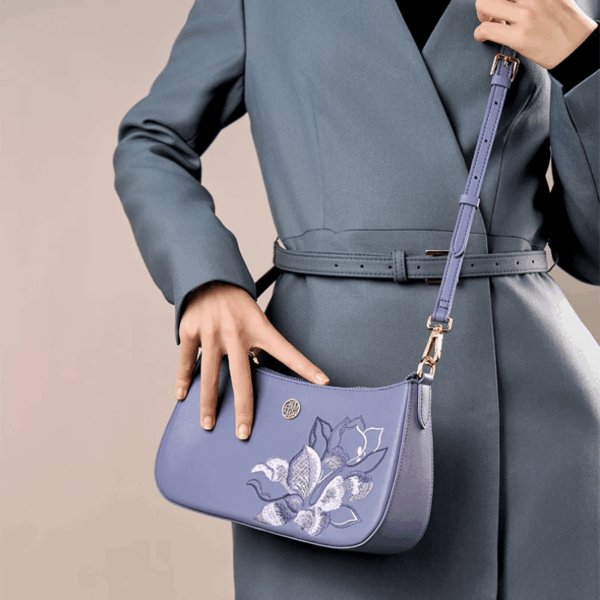 0_Sinocultural_Embroidery_Leather_Red_Shoulder_Bag_Peony_Women_s_Hobo_Handbag.png 0_Sinocultural_Embroidery_Leather_Red_Shoulder_Bag_Peony_Women_s_Hobo_Handbag.png