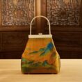 Chinese_Painting_Mulberry_Silk_High-end_Lux_Kiss_Lock_Clutch_Handbag_-_SinoCultural-2467816.jpg