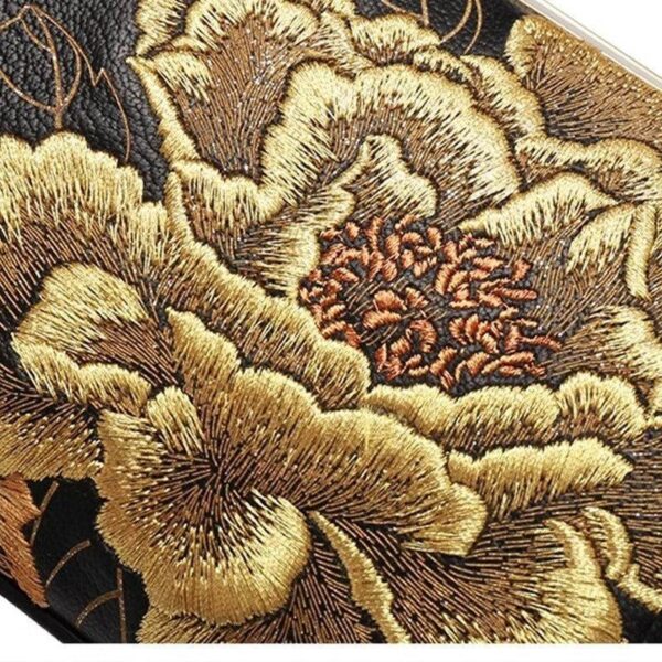 Embroidery_Leather_Chain_Barrel_Handbag_High_Luxury_Royal_Gold_Peony_-_SinoCultural-2471095.jpg Embroidery_Leather_Chain_Barrel_Handbag_High_Luxury_Royal_Gold_Peony_-_SinoCultural-2471095.jpg