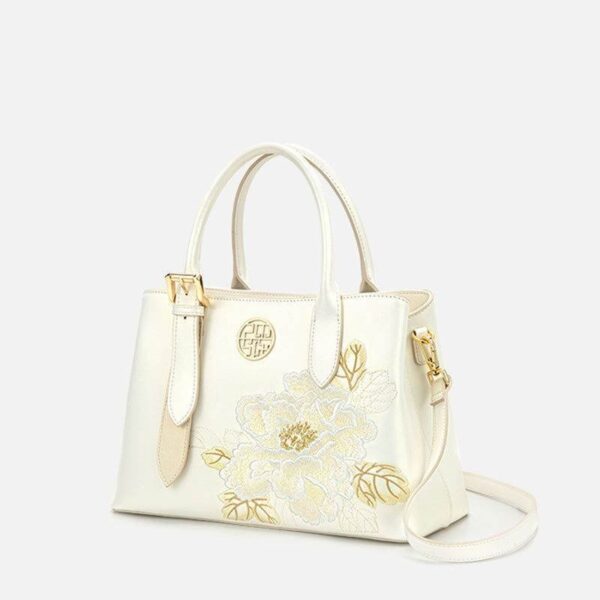 Embroidery_Leather_Tote_Bag_White_Blooming_Peony_-_SinoCultural-2476399.jpg Embroidery_Leather_Tote_Bag_White_Blooming_Peony_-_SinoCultural-2476399.jpg