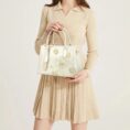 embroidery-leather-white-blooming-peony-tote-bag-model-main.jpg