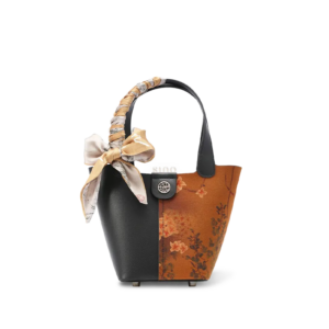 Xiangyunsha Silk Leather Plum Blossom Handbag