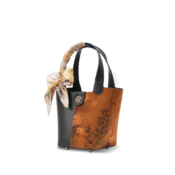 xiangyunsha-silk-plum-blossom-handbag-side.png xiangyunsha-silk-plum-blossom-handbag-side.png